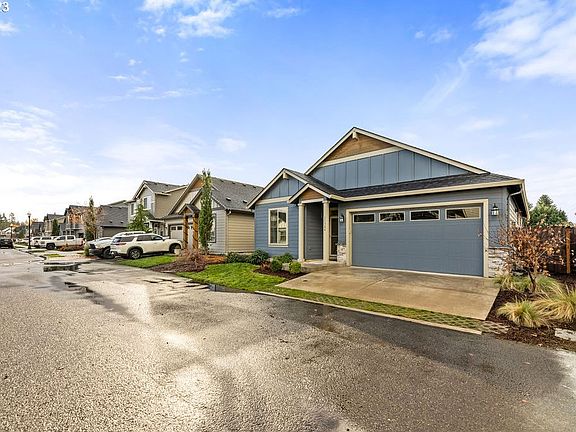 2nd image of 11304 NE 133rd Pl