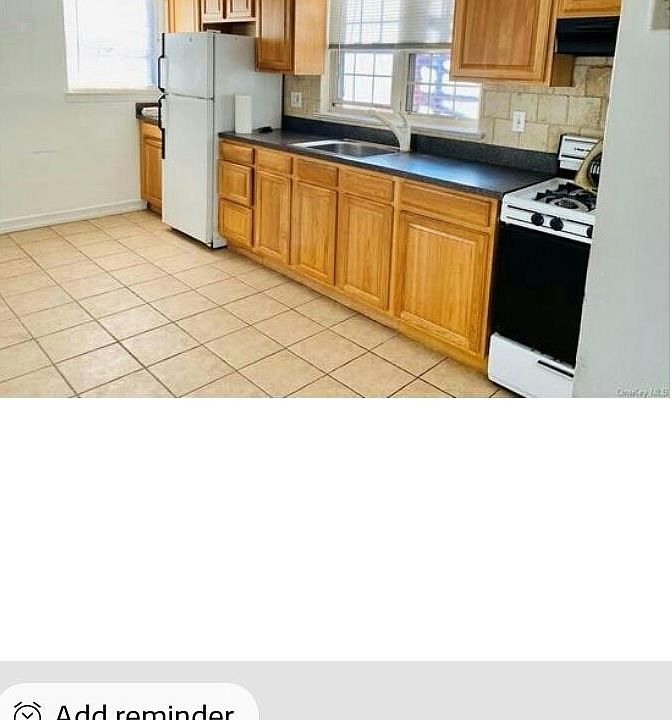 2nd image of 959 Brady Ave