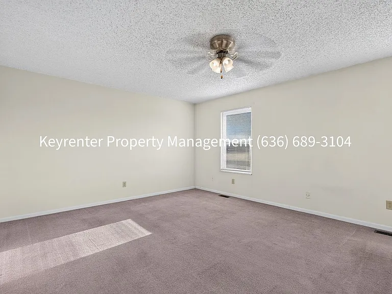 761 Highland Hill Ct — Photo 12