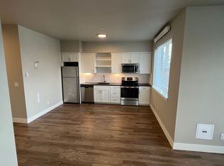 1415 N Dekum St #302, Portland, OR 97217