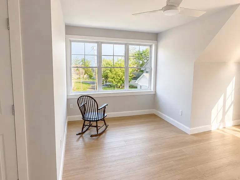 61 Entrance Rd — Photo 12