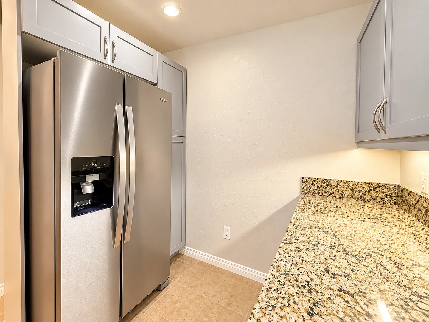 Downtown San Diego 2BR/2BA Condo at Trellis | City Views, Balcony, Parking & In-Unit Laundry — Photo 4