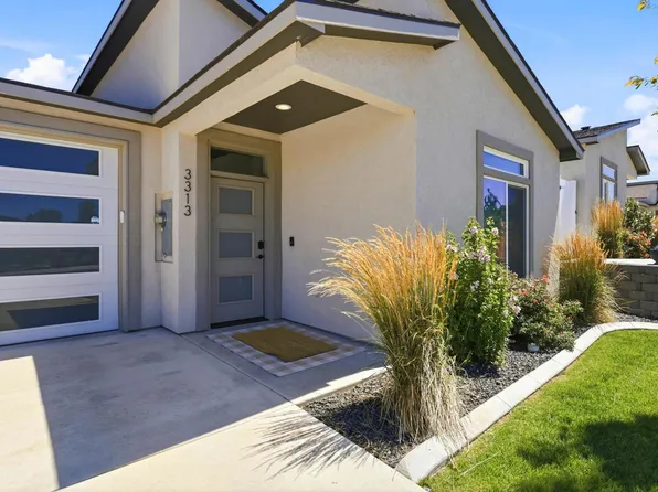 3313 S Nelson Pl, Kennewick, WA 99338