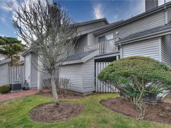 1125 Point Judith Rd APT A9, Narragansett, RI 02882