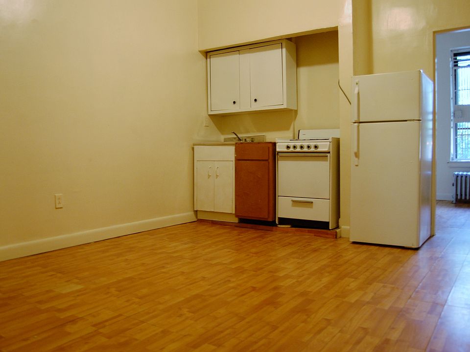 1st image of 172 E 112th St APT 3A
