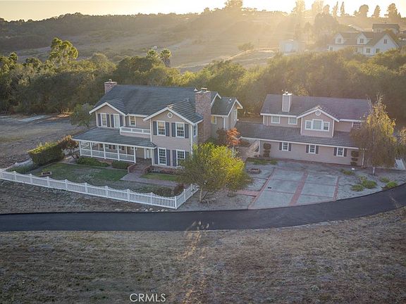 4th image of 1403 Noyes Rd