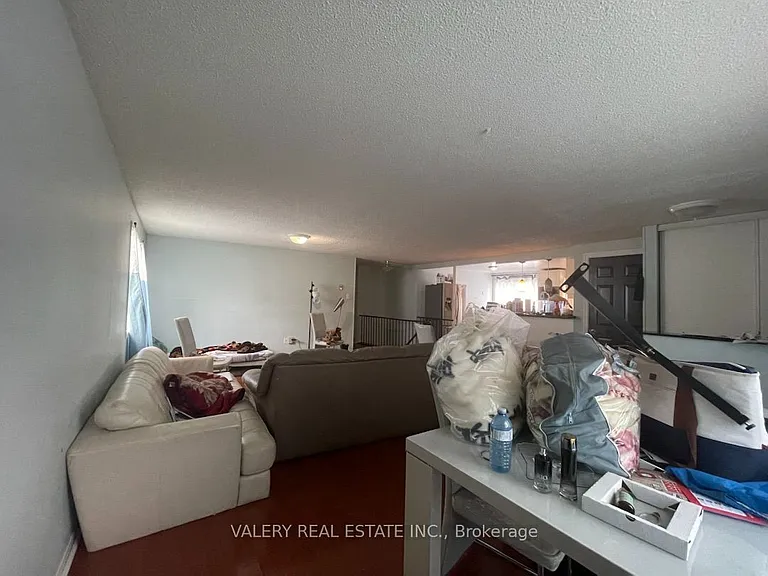73 Hickling Trl #MAIN — Photo 8