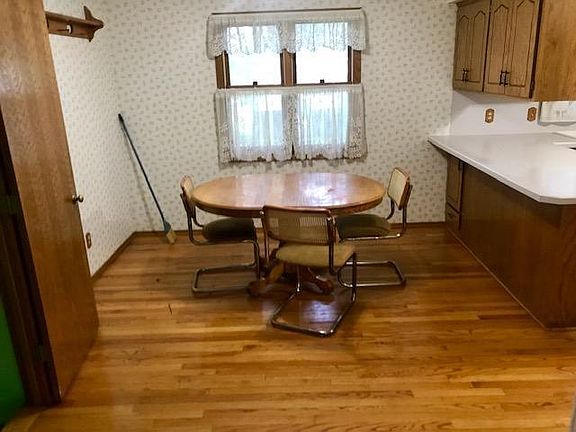 4th image of 7816 Emerson Ave N