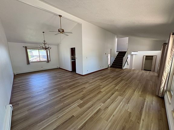 3rd image of 2222 51st Ave