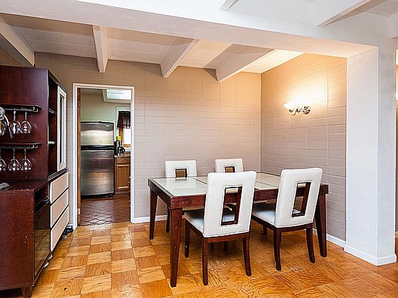 5th image of 1138 W Lunt Ave APT 1B