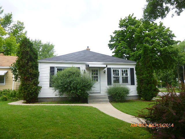 1st image of 3905 S Taylor Ave