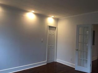 113 Kingsley St, Leonia, NJ 07605