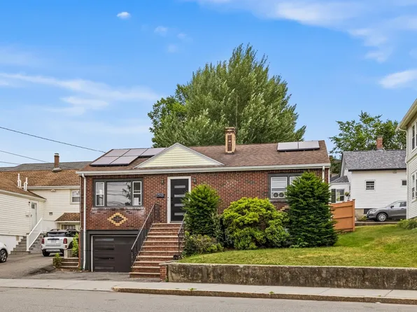 218 Warren St, Watertown, MA 02472