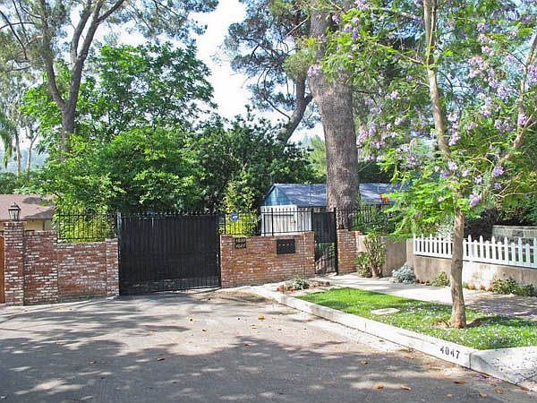 1st image of 4027 Farmdale Ave