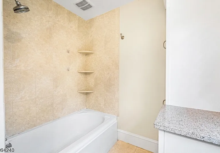 106 Western Ave — Photo 16
