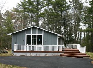 12 Frazier Rd, Eldred, NY 12732