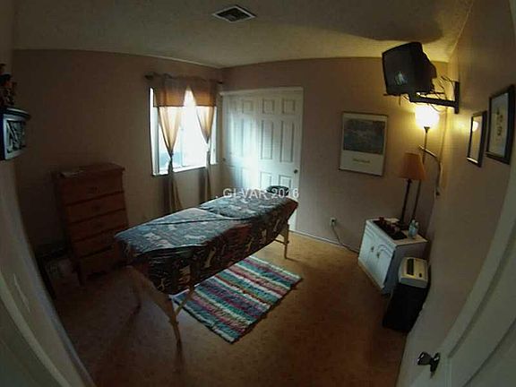 4th image of 1725 Carita Ave