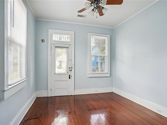 3rd image of 8226-28 Burthe St