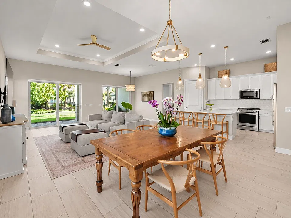 12529 Triumph Ln