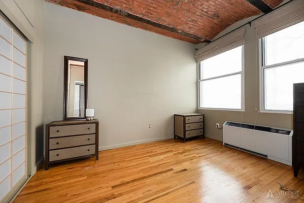 Sold by Anchor Associates | media 4