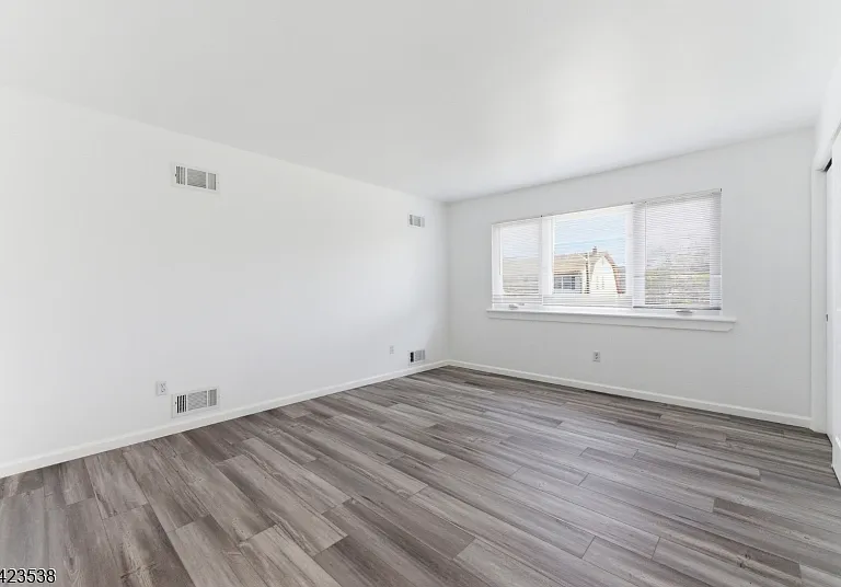 23 Renaissance Dr #2 — Photo 11