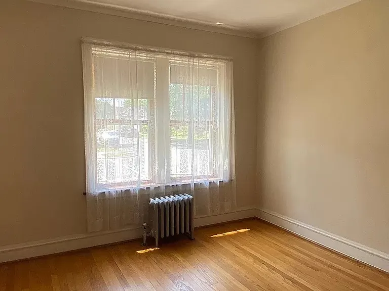 2941 N Lockwood Ave #1 — Photo 2
