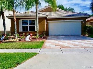 20830 NW 14th St, Pembroke Pines, FL 33029