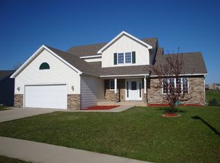 6190 Stonebrooke Ln SW, Rochester, MN 55902