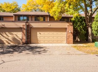 4724 Spring Cir, Minnetonka, MN 55345