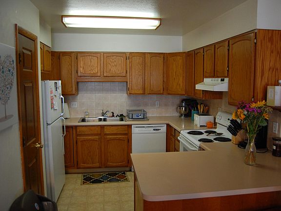 Roomy Kitchen