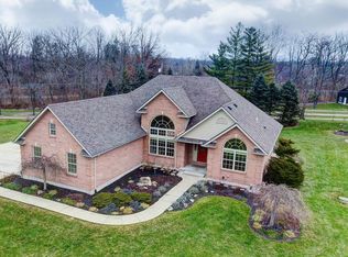 7228 Quarterhorse Dr, Springboro, OH 45066