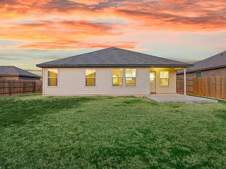 3105 Beutel Rd — Photo 24