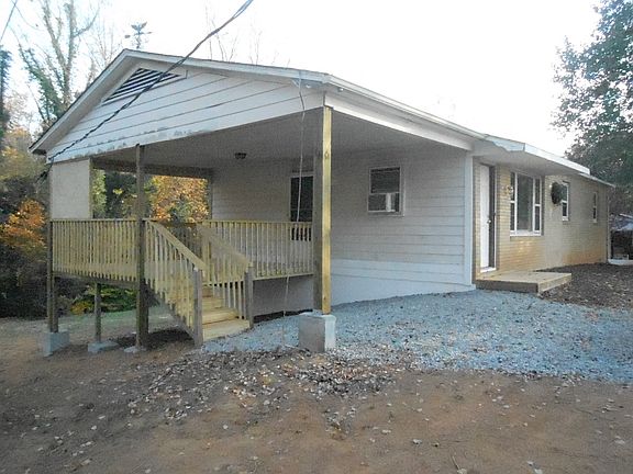 2nd image of 1670 Dale St