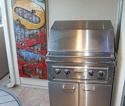 3rd image of 222 N Calle El Segundo APT 552