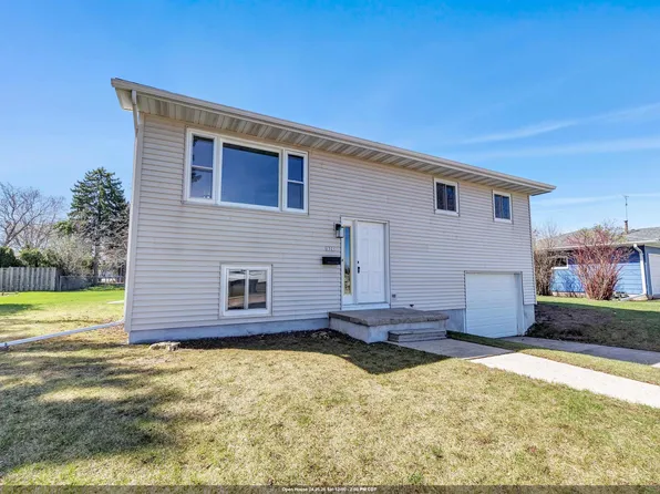 1521 Bismarck Ave, Oshkosh, WI 54902