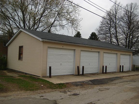 4th image of 5860 Garrett Lane Appartment Appartment #1