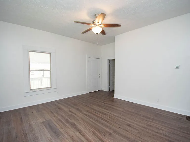 903 Georgia Ave — Photo 6