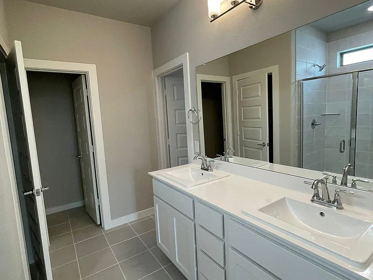 1101 Mahogany Dr — Photo 27