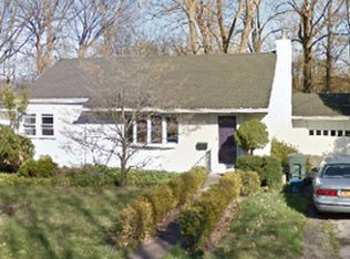 88 Coleridge Rd, Rochester, NY 14609