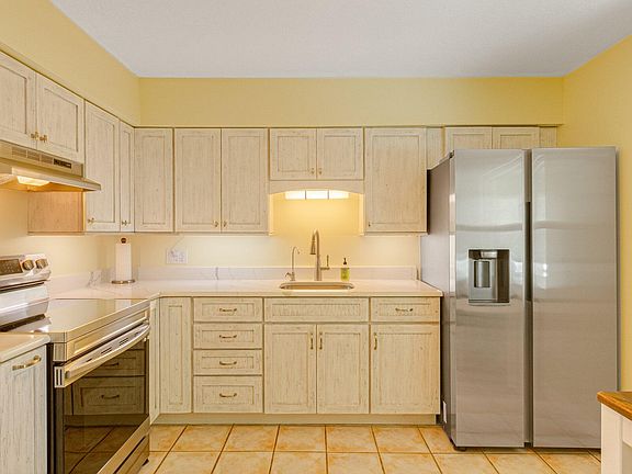 4th image of 1369 Highway A1a APT 2