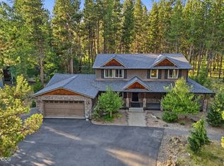16722 Stage Stop Dr, Bend, OR 97707