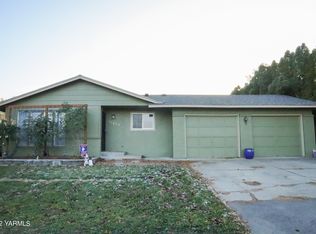 11804 Bristol Ct, Yakima, WA 98908