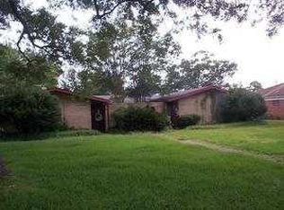 2422 19th St, Lake Charles, LA 70601