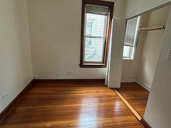 5th image of 2856 N Hamlin Ave APT 2B