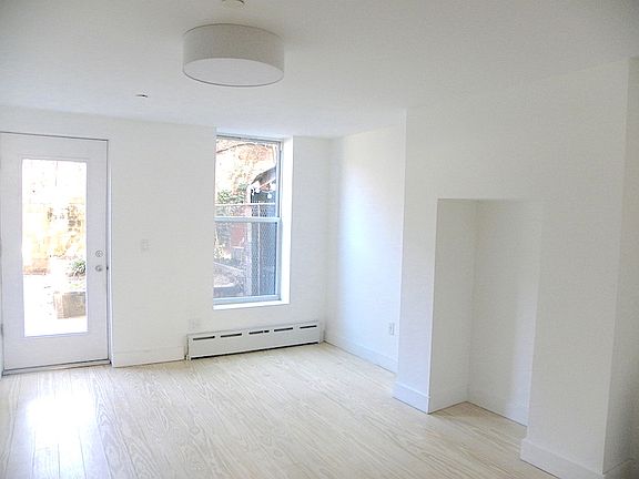 4th image of 492 Madison St #1