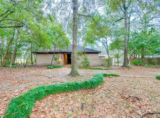 604 Mobile Ct, Conroe, TX 77302