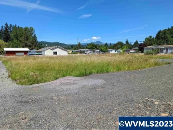 1230 49th Ave, Sweet Home, OR 97386