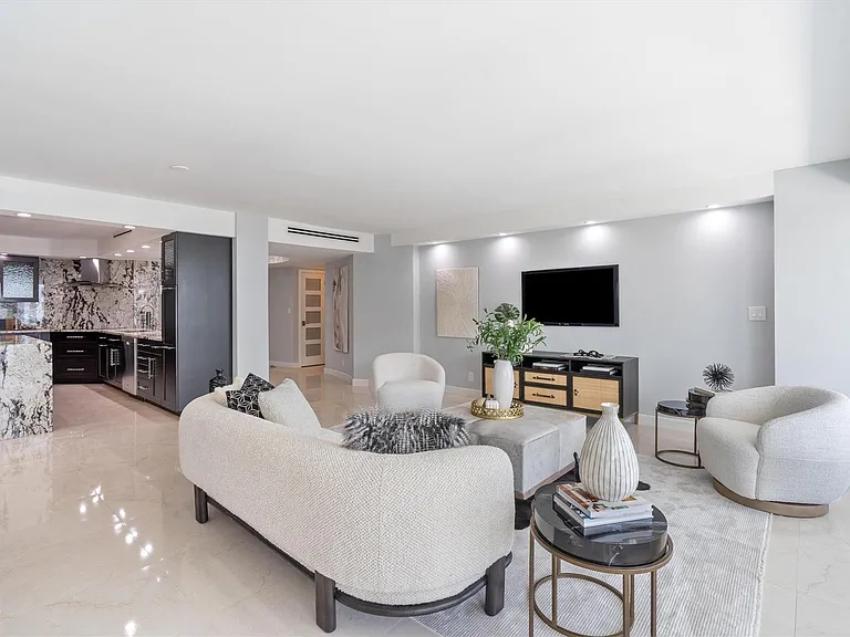 4100 Galt Ocean Dr #610 — Photo 16