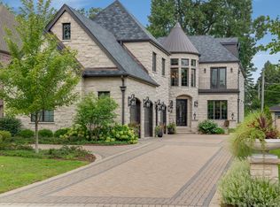 376 S Hill Ave, Elmhurst, IL 60126