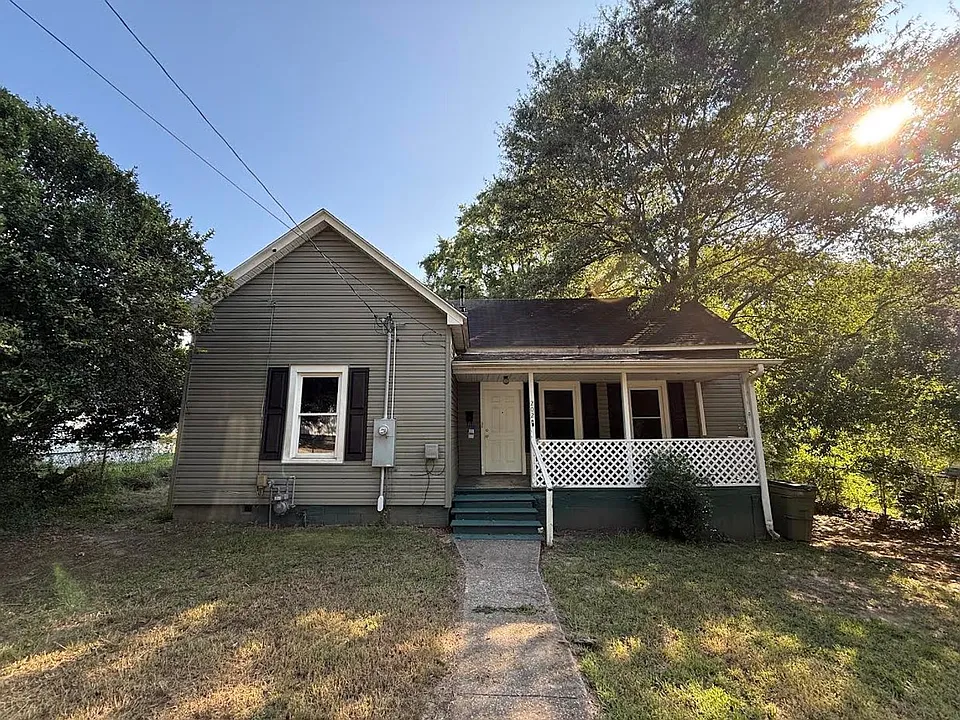 202 Magnolia St